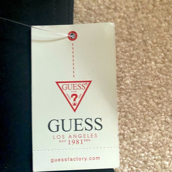 Guess crop top. Brand new with tags - Picture 3 of 4